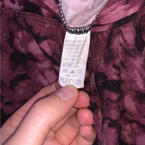 Buttery Soft Acid Wash Red & Purple Leggings - Picture 6 of 6